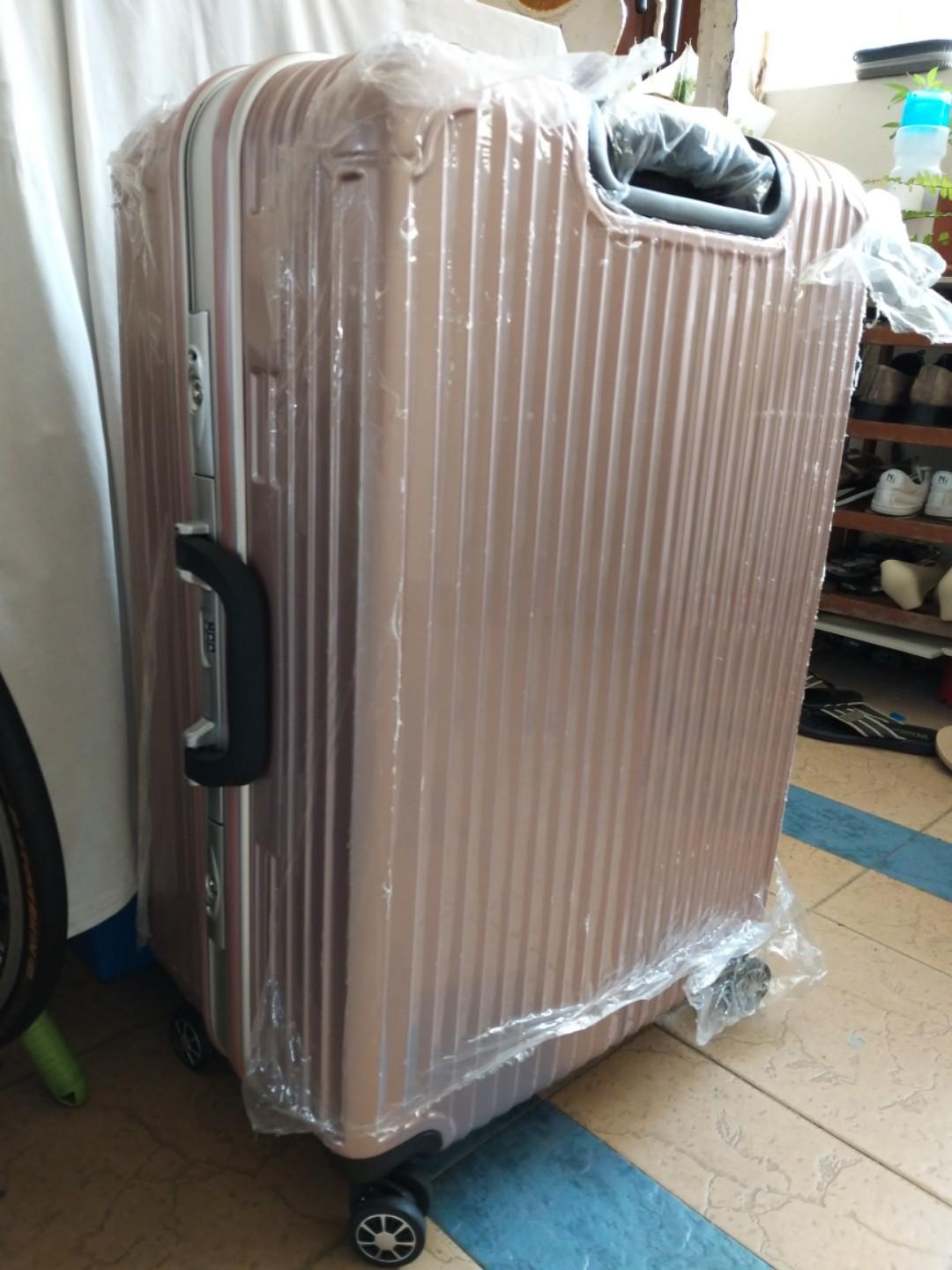 large hard case luggage
