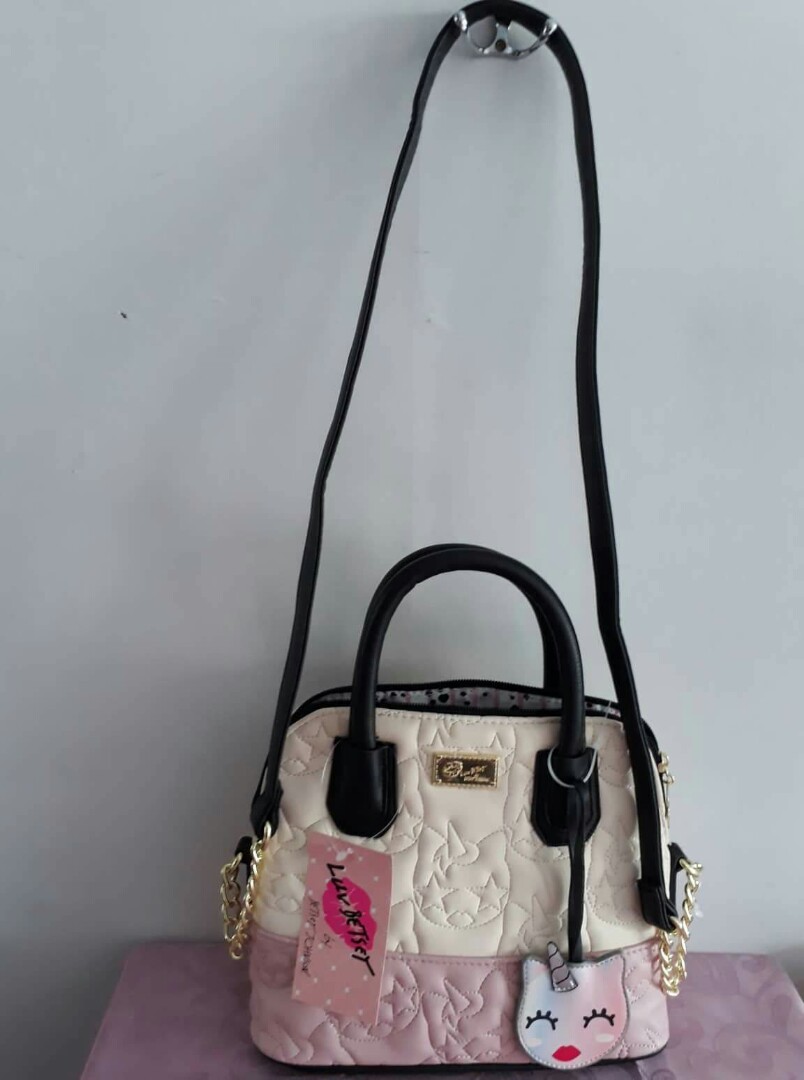 love betsey bags