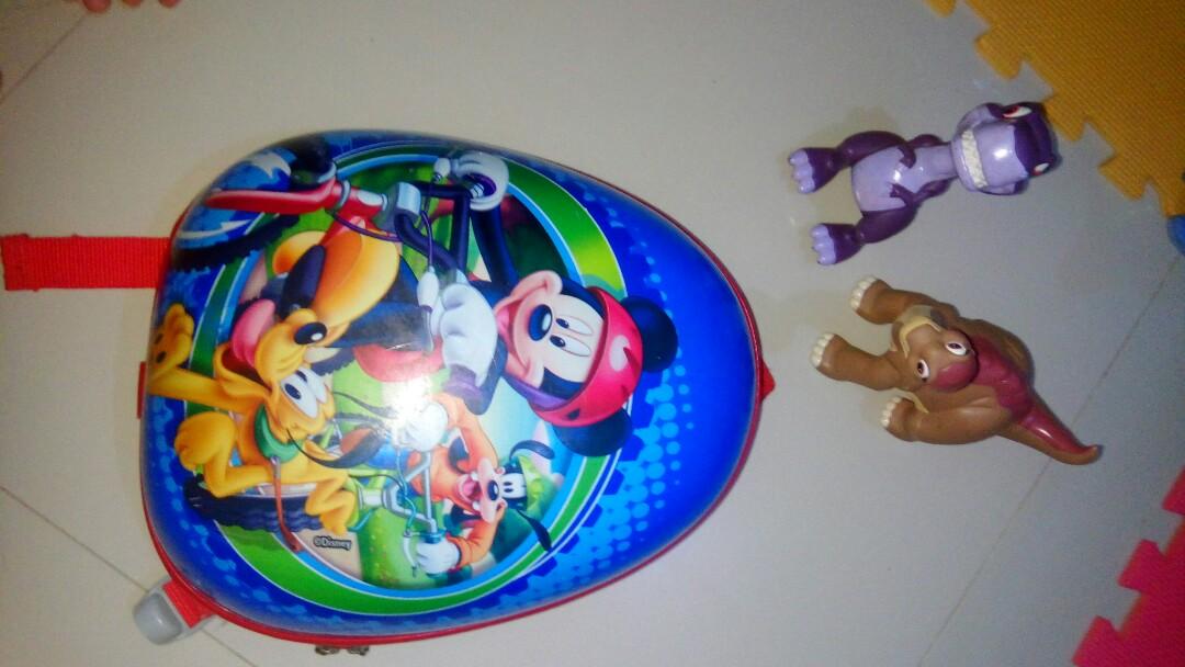 Mickey mouse bag (Category: Diaper Bags & Wetbags) located in Taguig. Submitted by msmarvelcruz (Listing ID 201245665, Image 1). Description: Used but not abuse. Please manage your expectation. Price based on item..