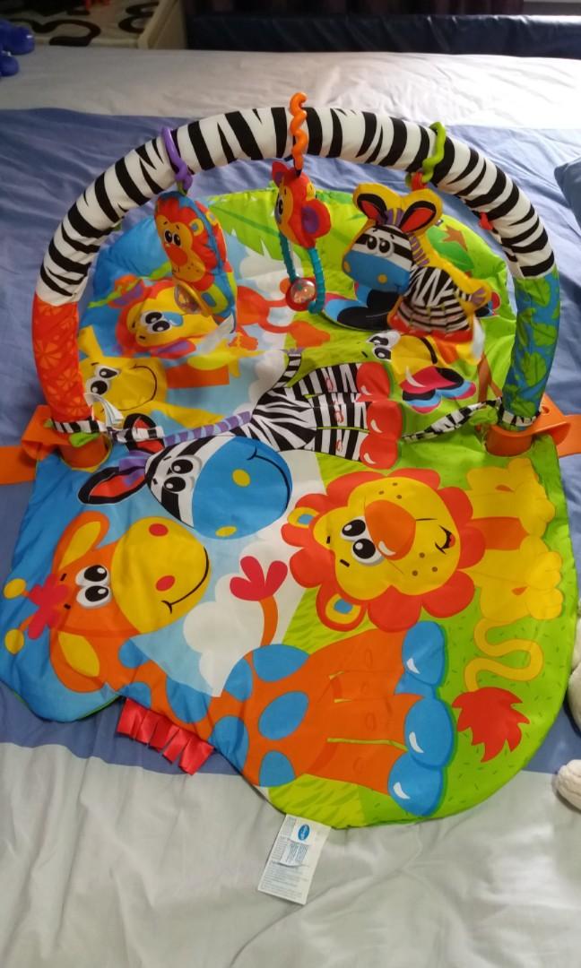 playgro 5 in 1 safari gym
