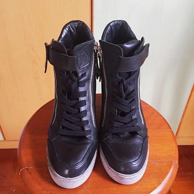 Price Reduced Authentic Ash Genuine Black Leather Hi Top Wedge Platform Sneakers US 6