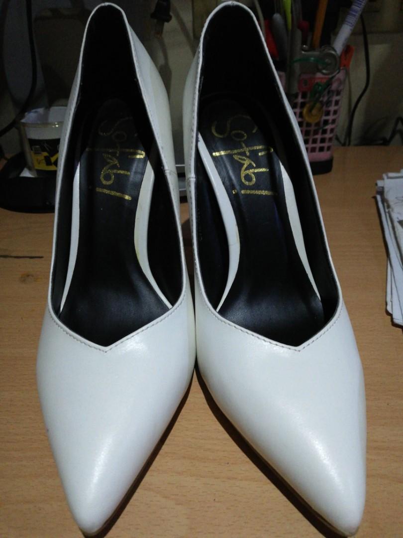 white heels 3.5 inch