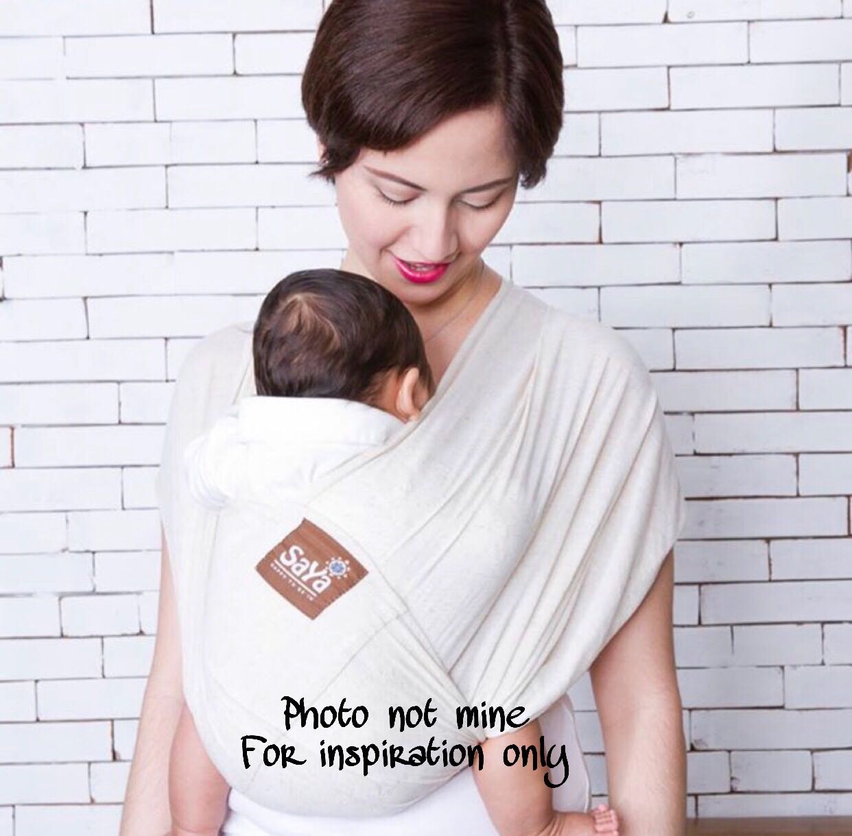 how to wear saya carrier