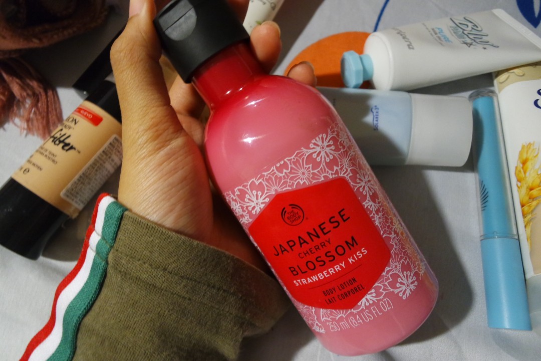 Japanese Cherry Blossom Strawberry Kiss Body Lotion, Beauty