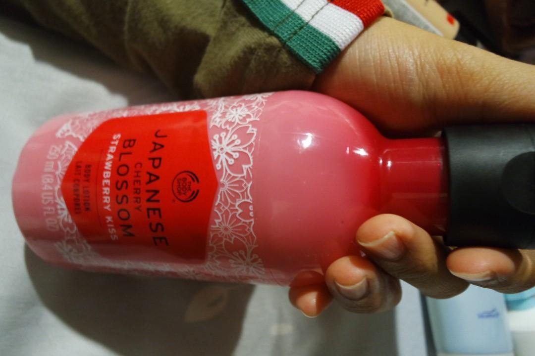 Japanese Cherry Blossom Strawberry Kiss Body Lotion, Beauty