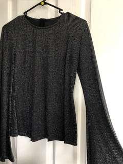 Shakuhachi long sleeve top with bell sleeves size 6-8