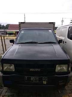 Isuzu panther box 2011