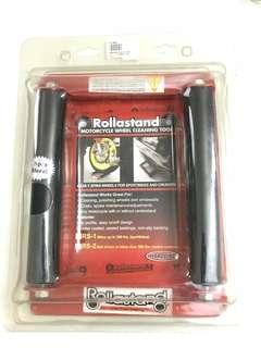 Rollastand bike wheel cleaning tool