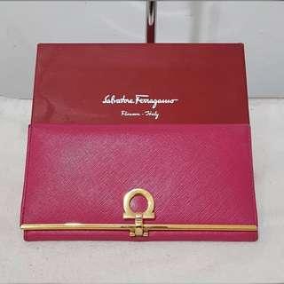 Salvatore ferragamo authentic