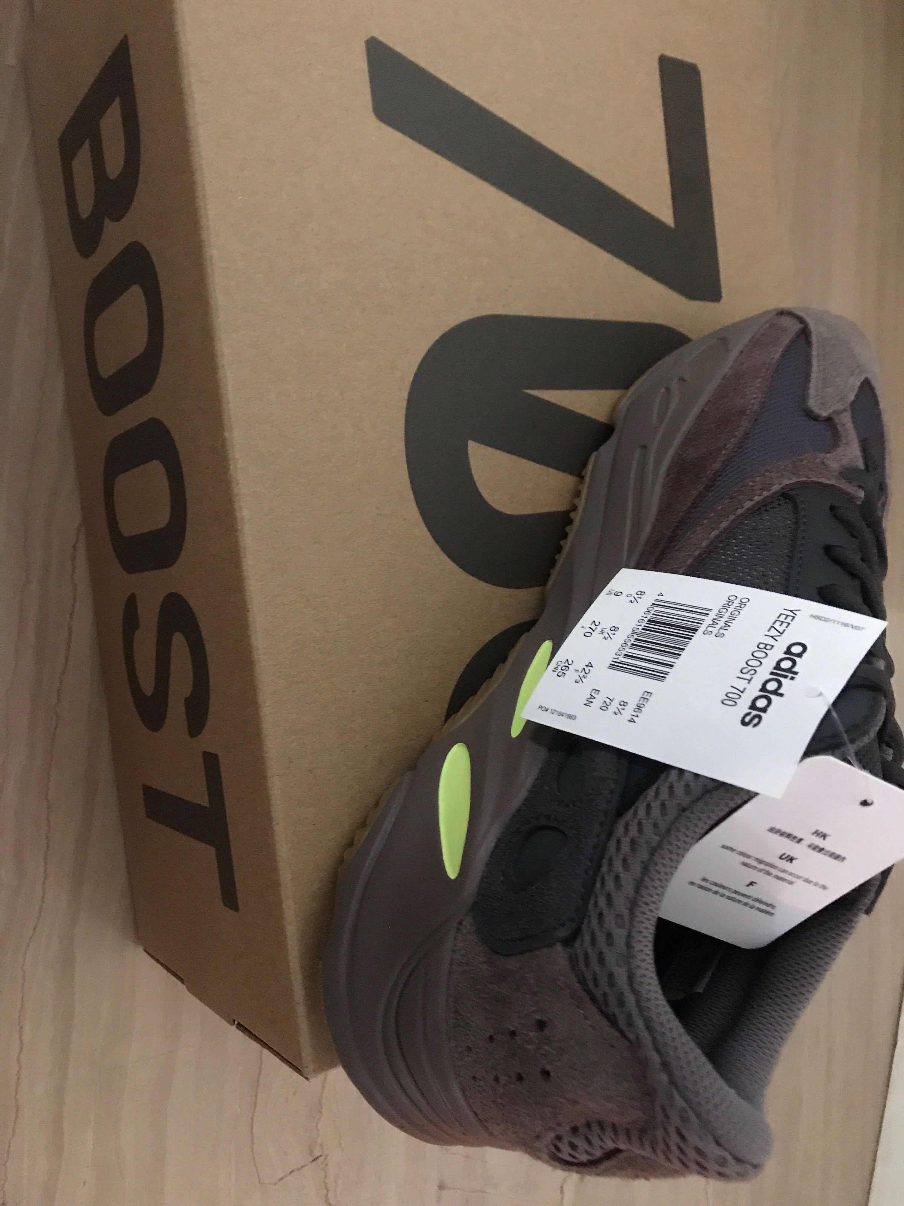 Cheap yeezy boost outlet 700