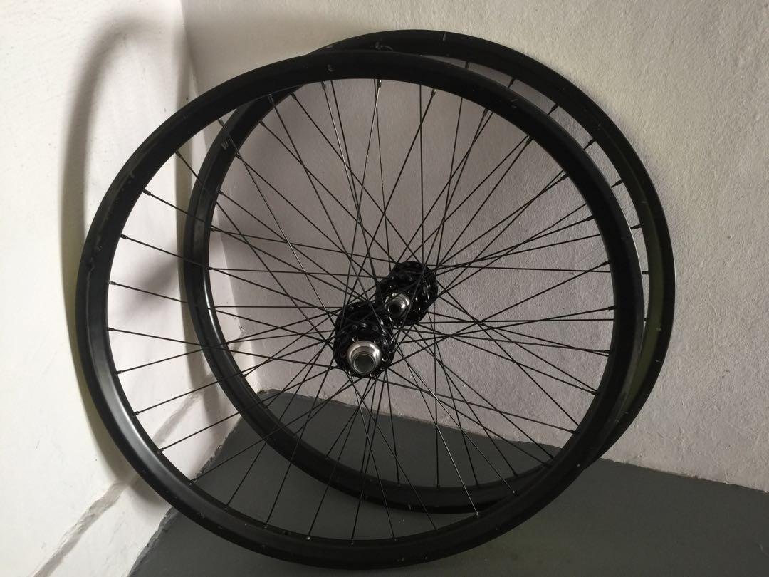 light bicycle wheelset