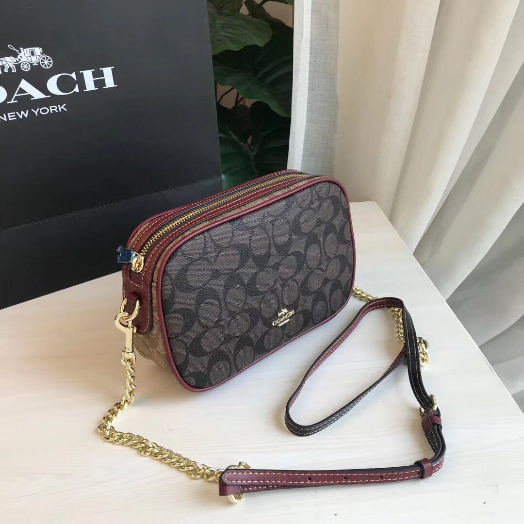 Coach isla clearance chain crossbody bag