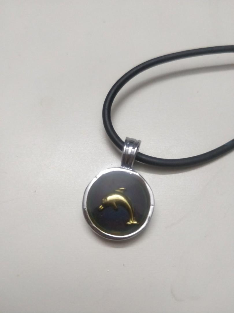 Dolphin best sale mood necklace