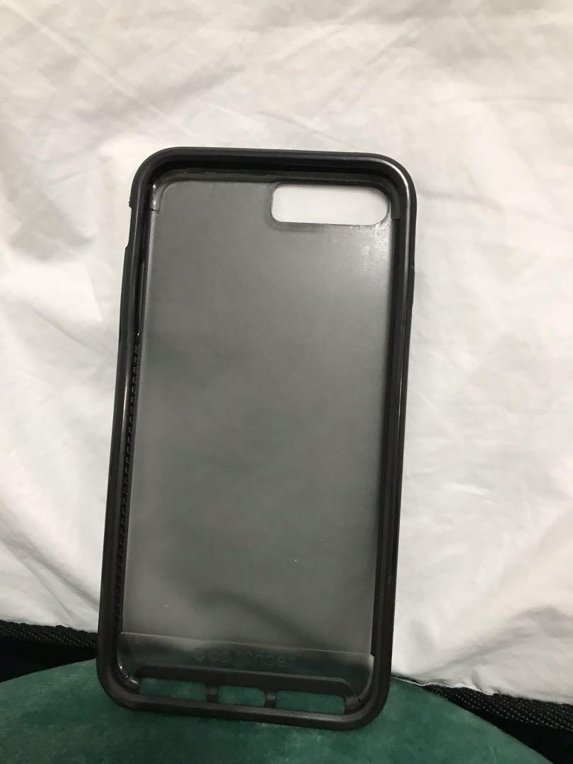 iPhone 7 Plus / 8plus case （分類：手機套及手機殻）位於 Hong Kong。 由 euntptyu 提交（商品編號 201396626，圖片 1）。簡介： 包平郵。