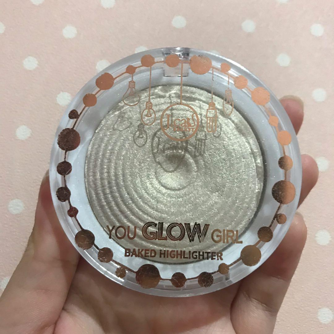 J Cat Highlighter White Goddess Health Beauty Makeup On Carousell