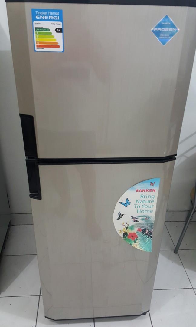 Kulkas Sanken 2 Pintu Bekas Elektronik Lainnya Di Carousell