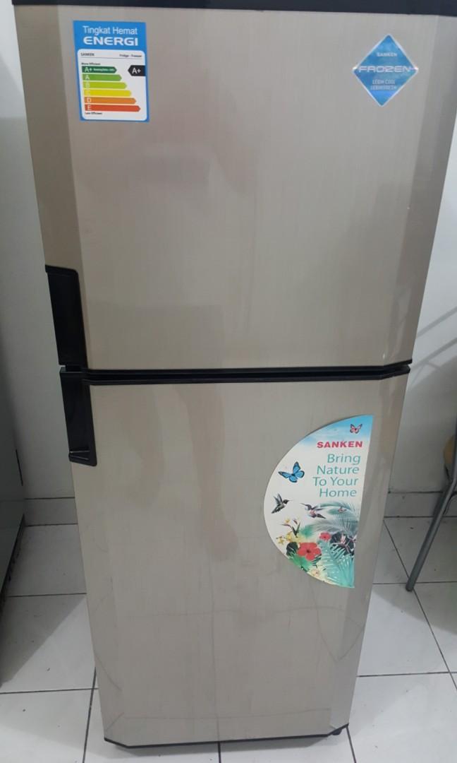 Kulkas Sanken 2 Pintu Bekas Elektronik Lainnya Di Carousell