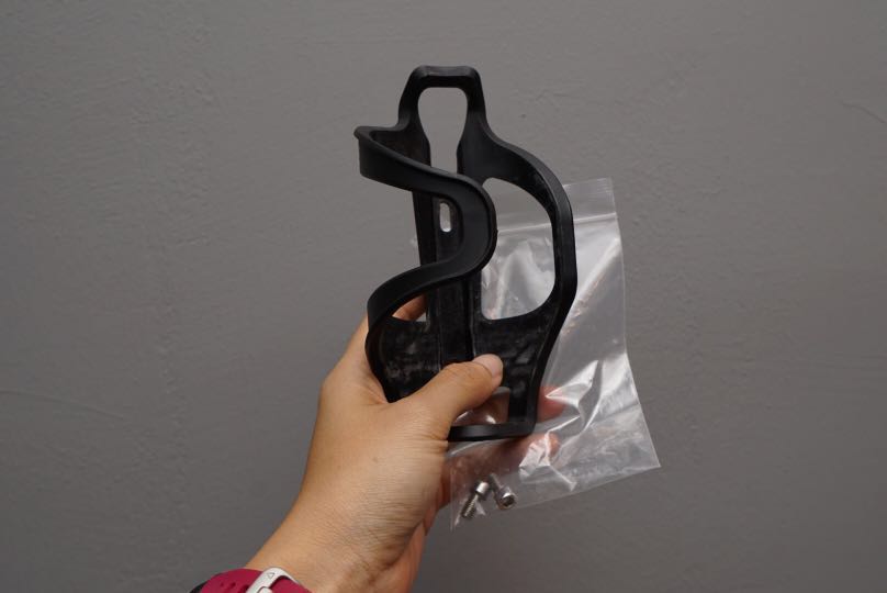 lezyne flow bottle cage side load