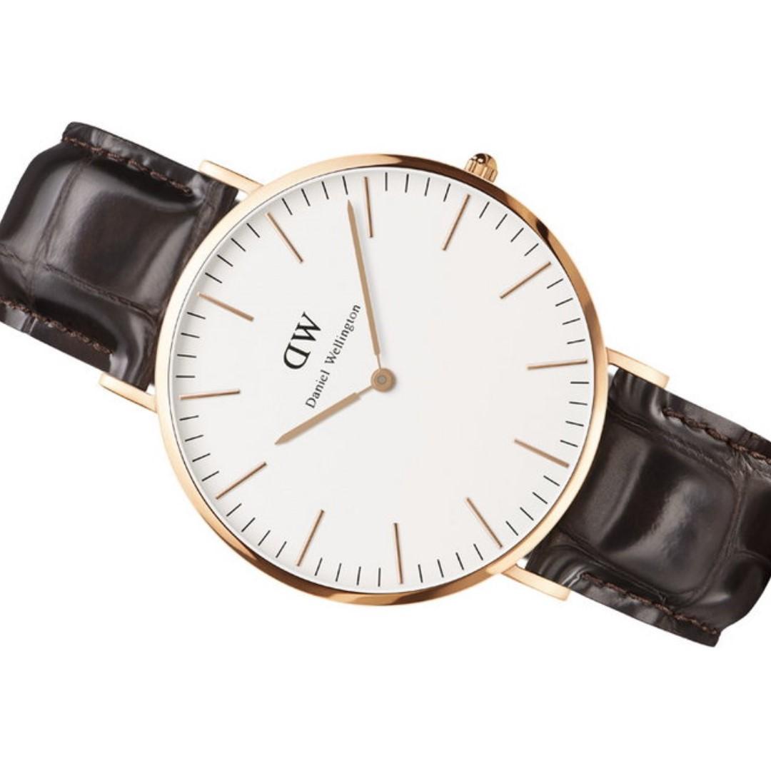 krigerisk Alt det bedste Afstem Local Warranty Daniel Wellington Classic Men's York Rose Gold Tone 40mm,  Mobile Phones & Gadgets, Wearables & Smart Watches on Carousell