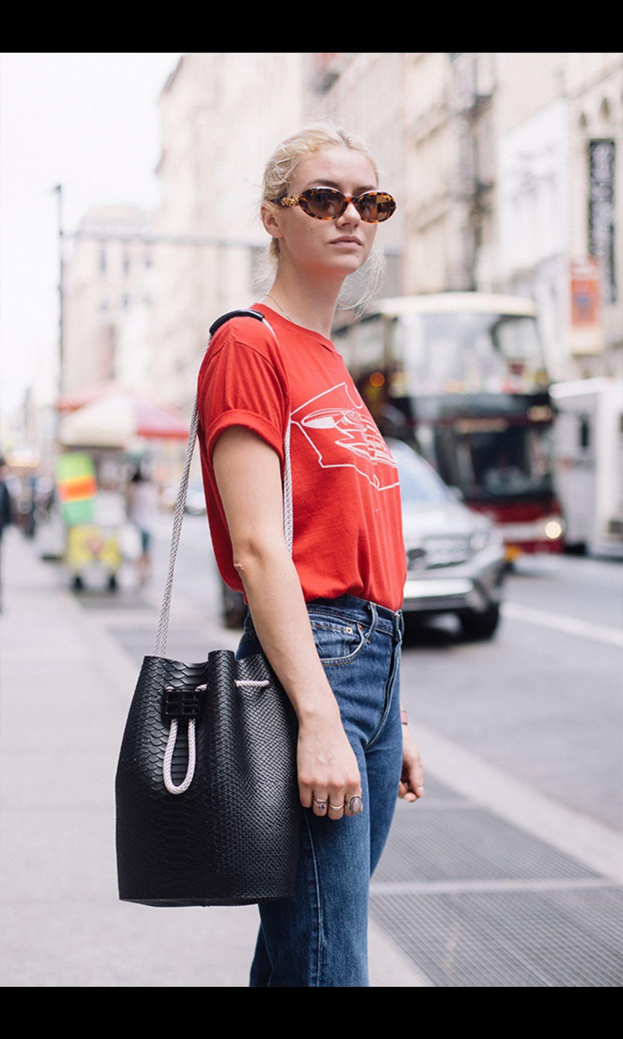 Melissa Bag Baja East bucket bag