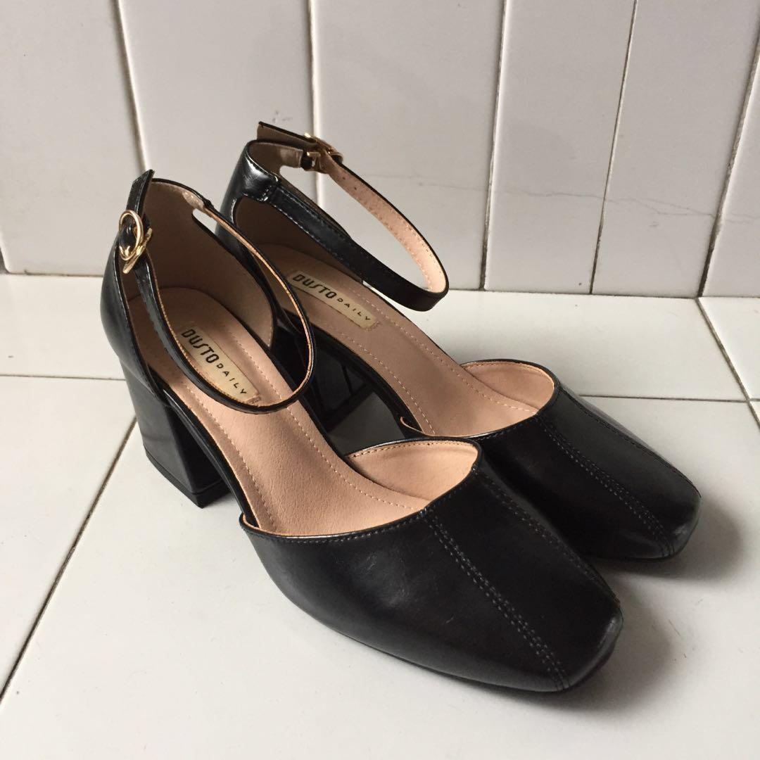 new black heels