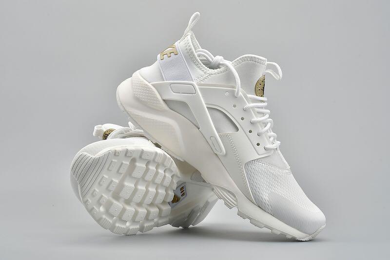Nike Air Huarache White Gold