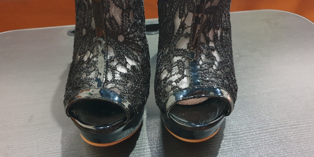 lace boot heels