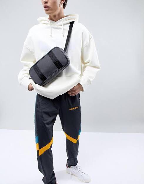 Adidas NMD CE2380 selempang tas sling bag Fesyen Pria Tas Dompet Tas Selempang di Carousell