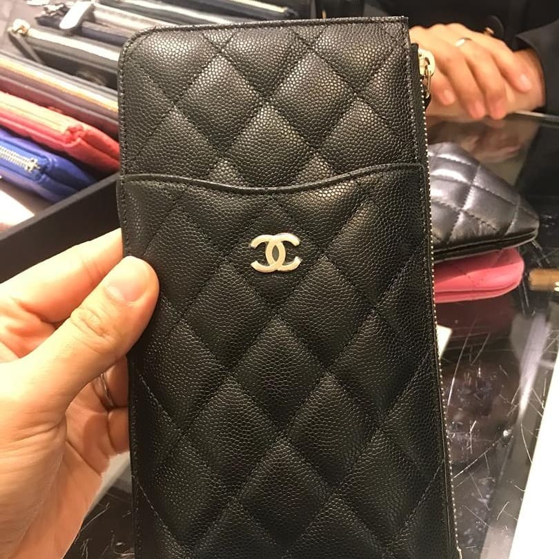 coach wristlet wallet price