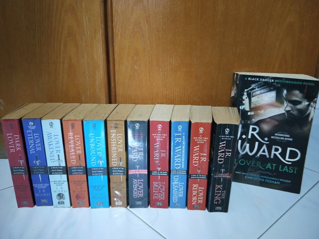 Black Dagger Brotherhood Series By Jr Ward Books Stationery Fiction On Carousell