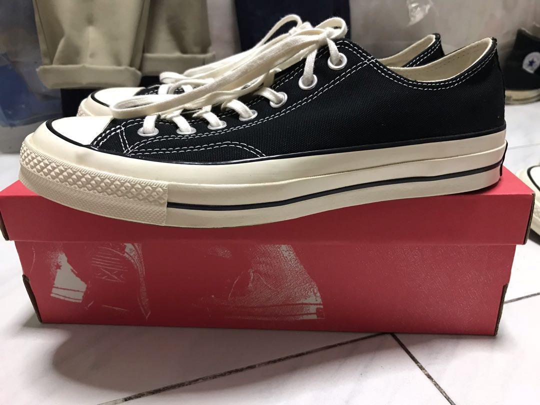 Brand New In Box Converse Chuck Taylor Low OX US 9, 27.5cm, Men's Fashion,  Footwear, Sneakers on Carousell