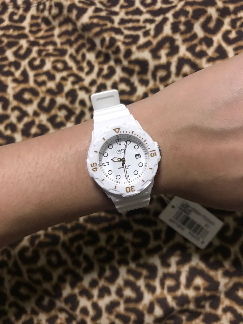 Casio analog top sport watch