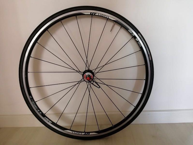 dt swiss clincher wheelset