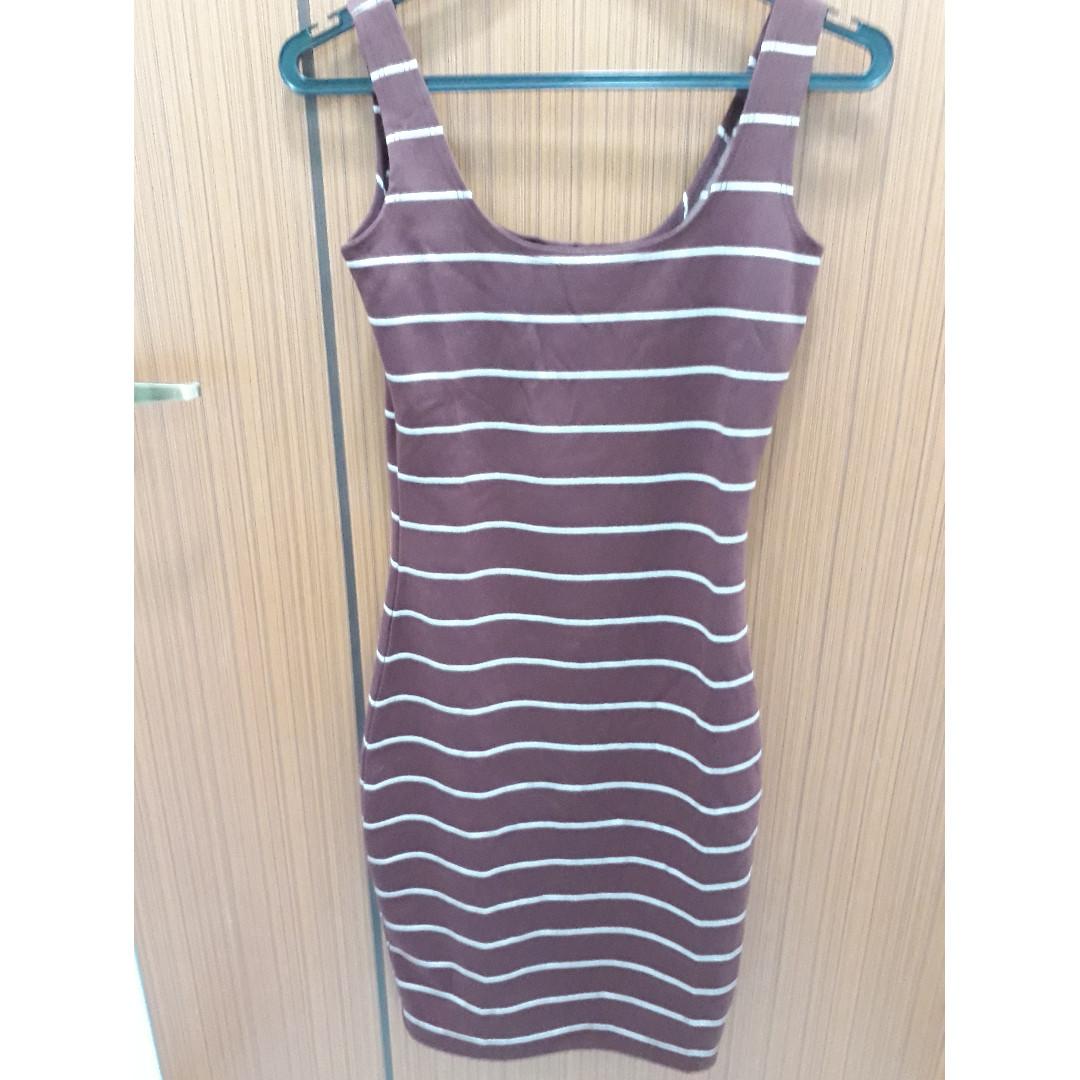 kimi scooped bodycon midi dress