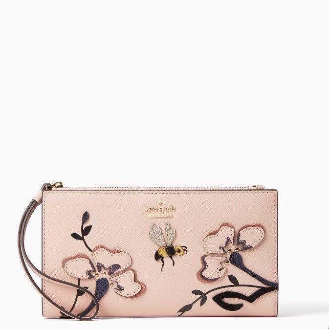 LIMITED EDITION COLLECTIBLE SALE Kate Spade Blossom Drive Eliza Wristlet  Wallet Bee Floral, Women's Fashion, Bags & Wallets, Purses & Pouches on  Carousell