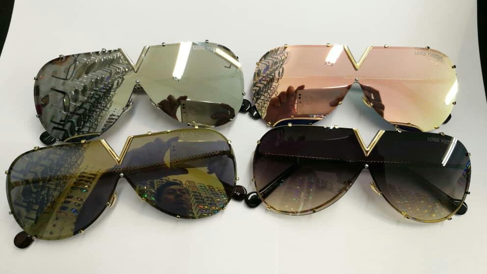 Lv drive deals strass sunglasses