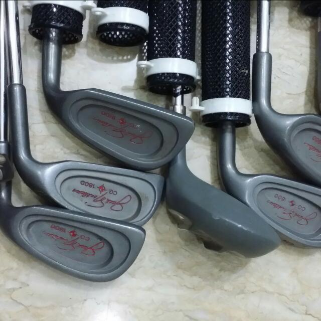 Macgregor Junior Golf Set, Sports Equipment, Sports & Games, Golf on