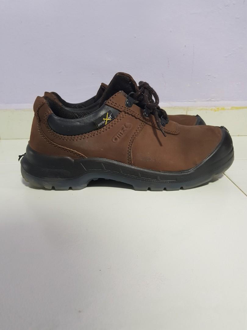 otter safety shoes price