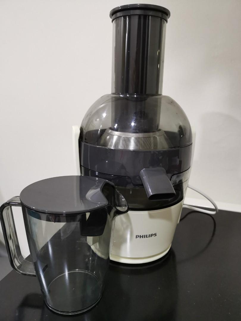 Philips Juicer Hr1855 No Nego Pick Up At Buangkok Home Appliances Kitchenware On Carousell