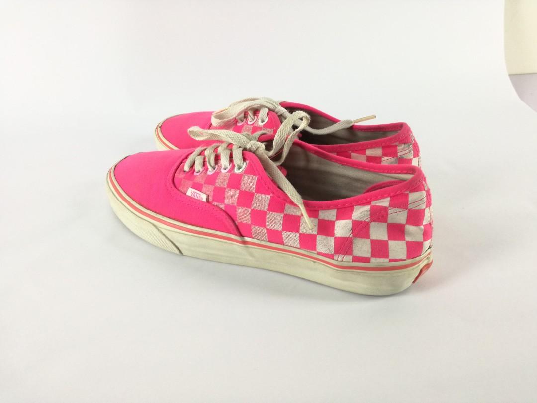 Pink Checkerboard Vans, Men's Fashion, Footwear, Sneakers on Carousell