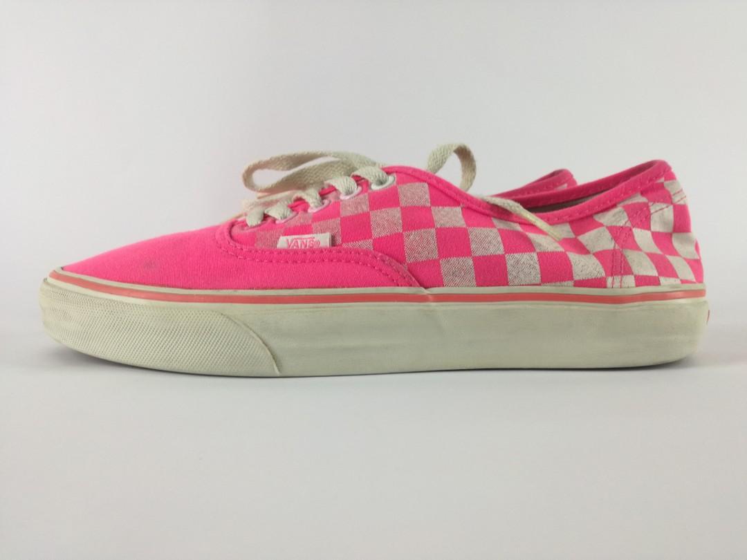 Pink Checkerboard Vans, Men's Fashion, Footwear, Sneakers on Carousell