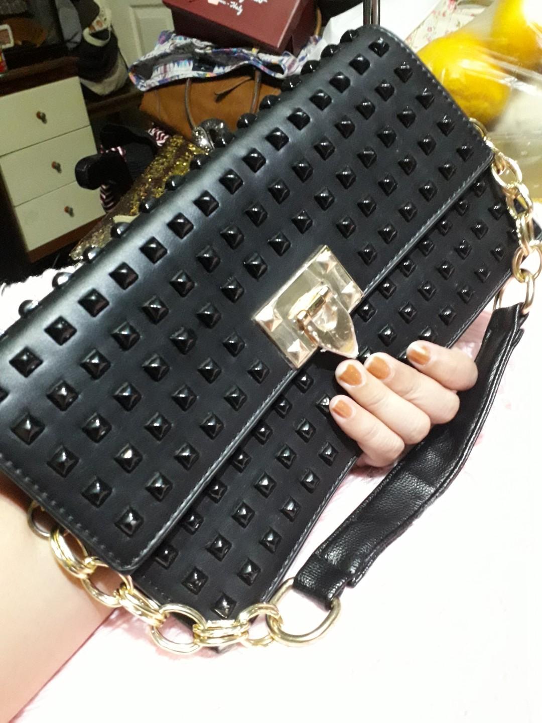 Slim fit bag clearance