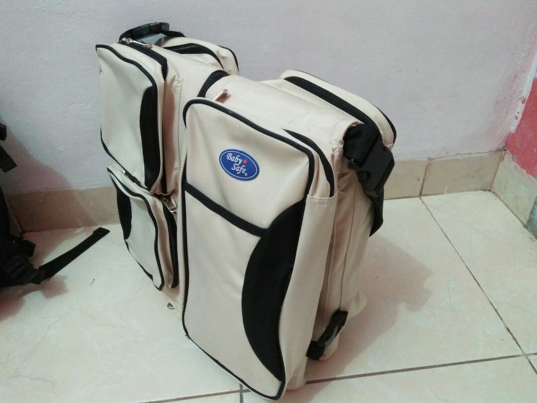folding baby carrier