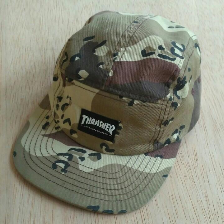 THRASHER 5 PANEL DESERT CAMO Fesyen Pria Aksesoris Topi di