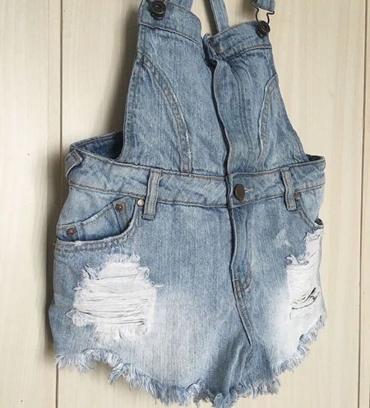tinseltown high waisted shorts