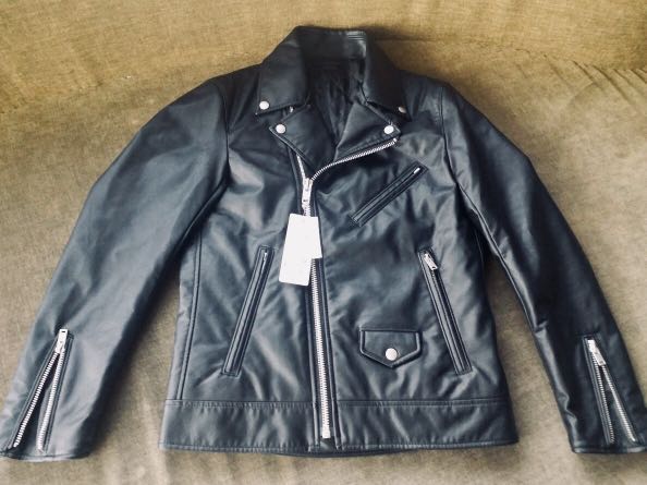 Jaket kulit uniqlo store
