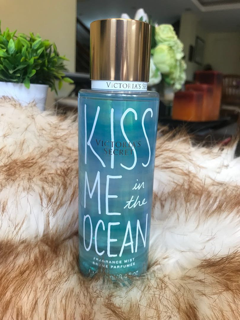 Victoria Secret Body Mist Kiss Me In The Ocean 2025 - Main Image