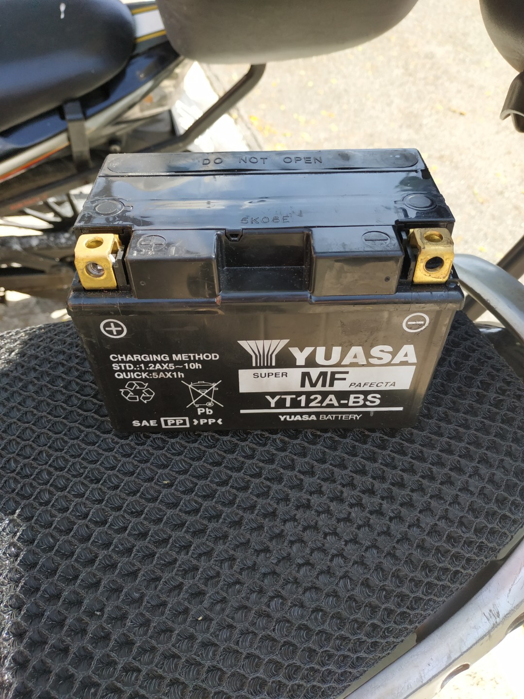 YTZ12A-BS, Motorcycles, Motorcycle Accessories on Carousell