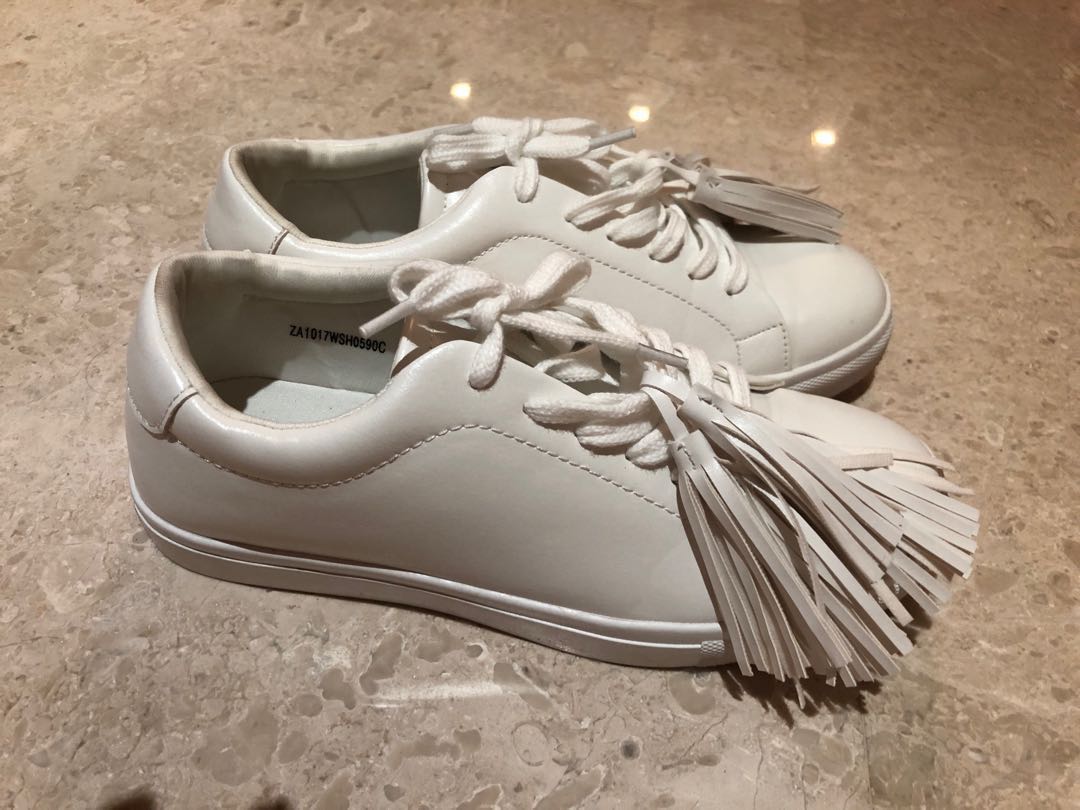 zalora sneakers