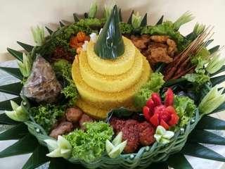 Nasi tumpeng